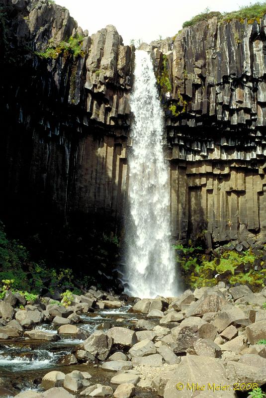 Iceland-1998-34.jpg - Svartifoss