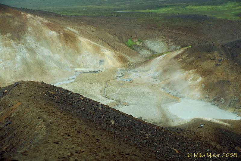 Iceland-1998-48.jpg - Fuming craters near the Kröflustöð geothermal plant