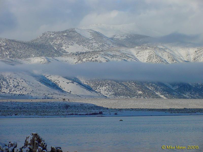 MonoLake-2004-13.jpg - Mono Lake Fresh Snow Sunrise