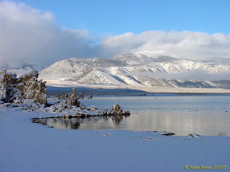 MonoLake-2004-14.jpg - Mono Lake Fresh Snow Sunrise