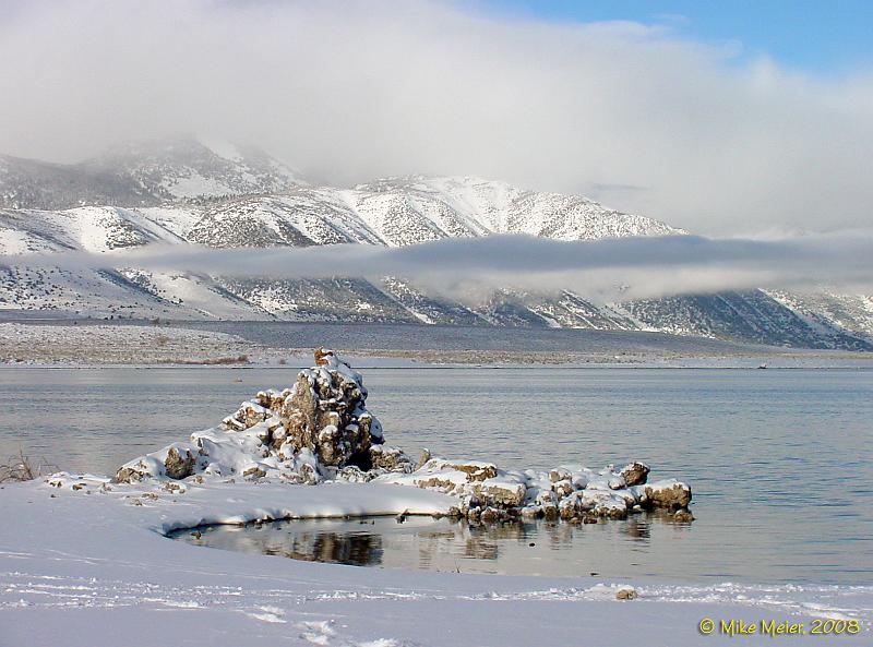 MonoLake-2004-27.jpg - Mono Lake Fresh Snow Sunrise