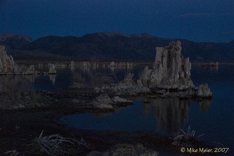 MonoLake-2007-24.jpg - Mono Lake, Sunrise