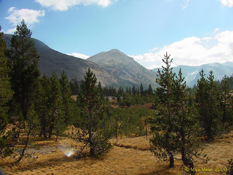 Tioga2005-09.jpg - Tioga Peak and Tioga Crest from the Hall Wilderness