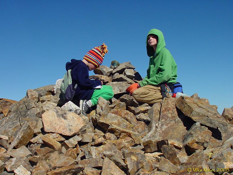 Tioga2005-14.jpg - Young peak baggers on Tioga Peak (11,526')