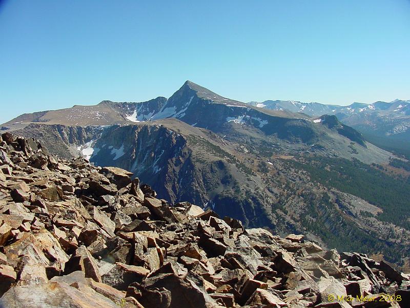 Tioga2005-15.jpg - Mount Dana (13,061') from Tioga Peak (11,526')