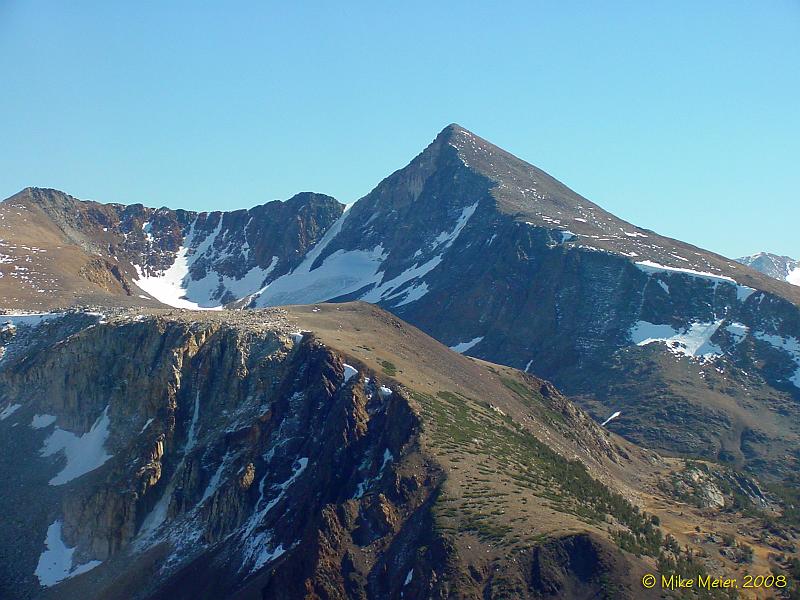 Tioga2005-17.jpg - Mount Dana (13,061') from Tioga Peak (11,526')