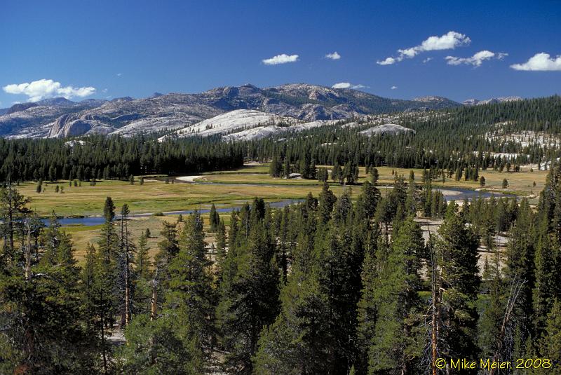 Yosemite-1999-146.jpg - Tolumne Meadows, from Lembert Dome